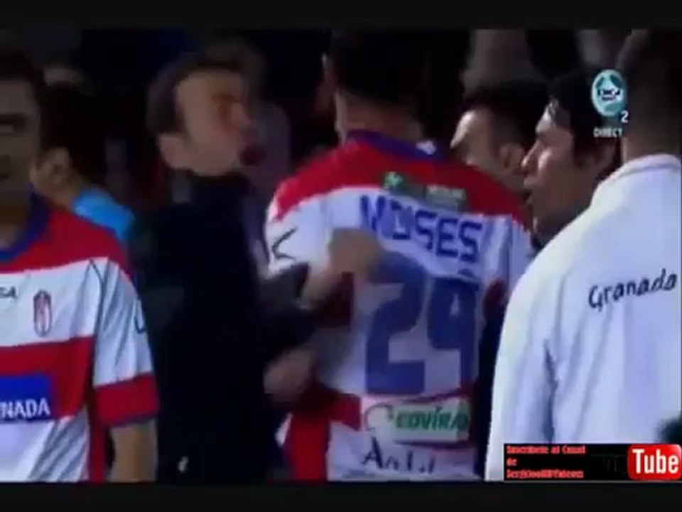 Botellazo de Dani Benitez al arbitro - Granada vs Real Madri