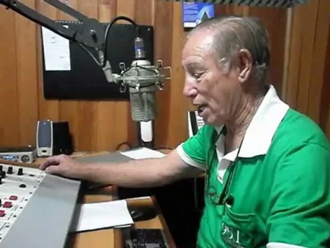 LOCUTOR ANTONIO LUZIAS (TONICO TENDEL) RADIO REGIONAL ESPERANÇA FM 95,1 Lins SP