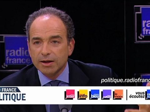Jean-François Copé : M. Rocard accueilli en grande pompe à Téhéran, c'est curieux
