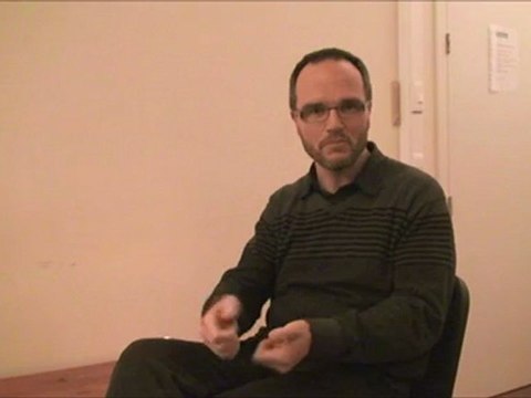 Olivier Clerc filmé par Muriel Desclée à propos du week-end de conférences Sortons de la Marmite fin avril 2012