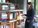 Déco Brico Jardinage : Créer une bibliothèque avec des bouts de canapé