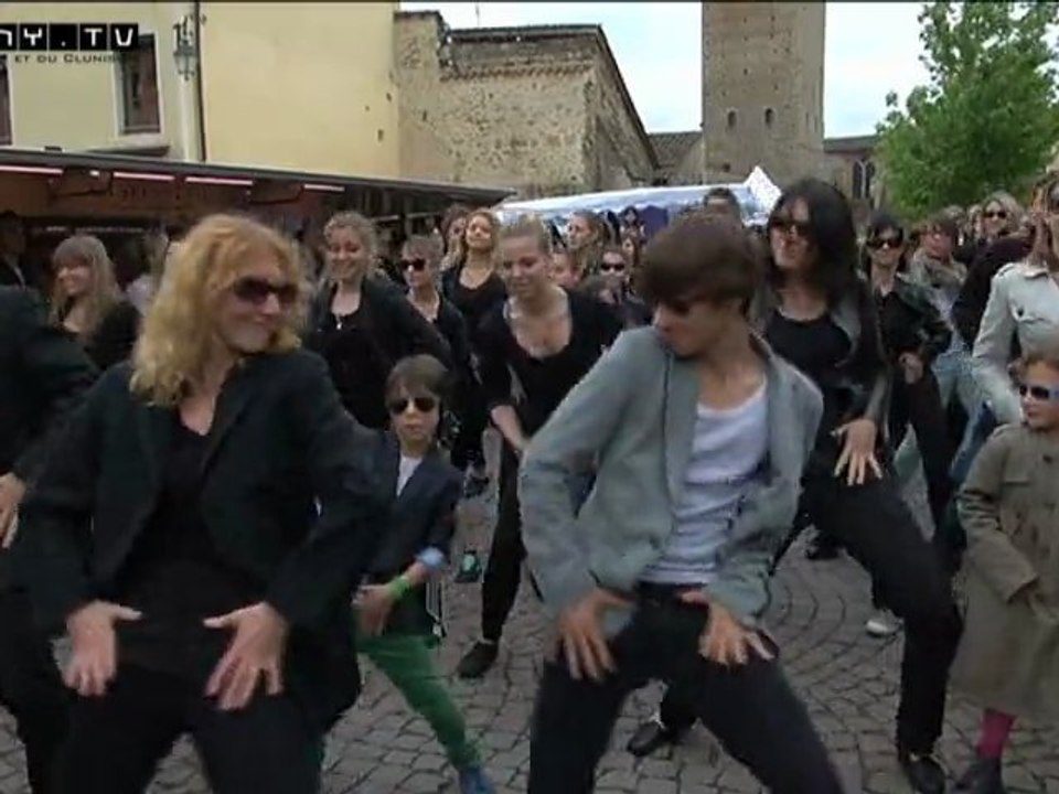 Flash mob à Cluny !