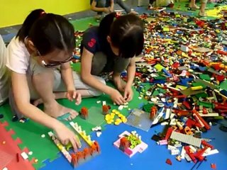 Record breaking lego tower in Seoul