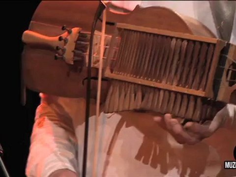 10 years Muziekpublique | Raquel Gigot (accordion) and Rudy Velghe (nyckelharpa) : Menuet
