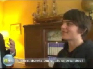 E=M6 / La timidité, origine scientifique et traitement par la thérapie de groupe