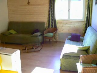 Location studio 30m2, hypercentre, expo sud, parking privé , à Luchon