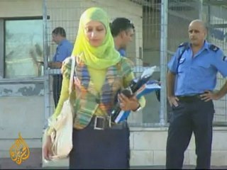Israeli guards 'humiliated inmates'- 16 Sept 09