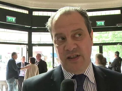 Jean Christophe Cambadélis avant le Conseil national du PS