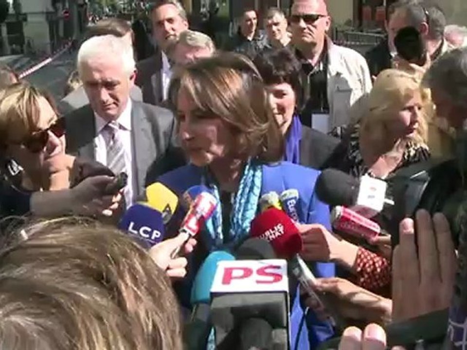 Ségolène Royal à son arrivée au Conseil national du PS