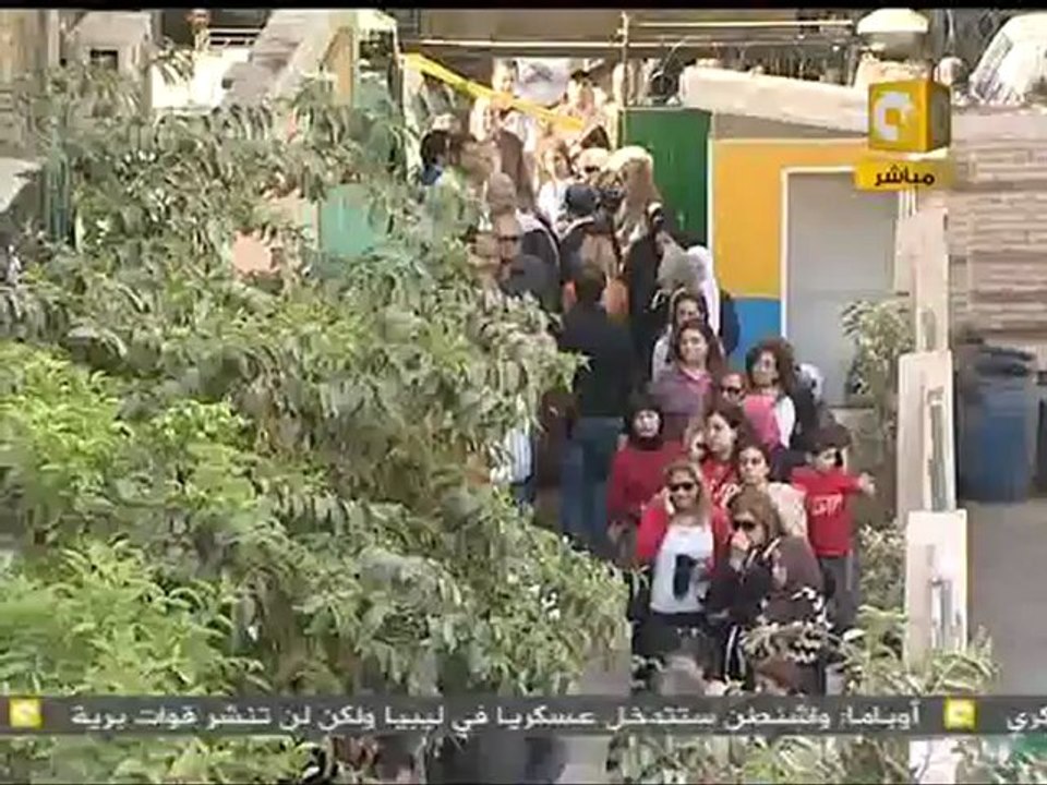 عمرو موسى يدلي بصوته في استفتاء تعديل الدستور