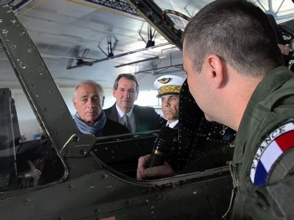 BOURGOGNE : François Patriat et les formations aéronautiques