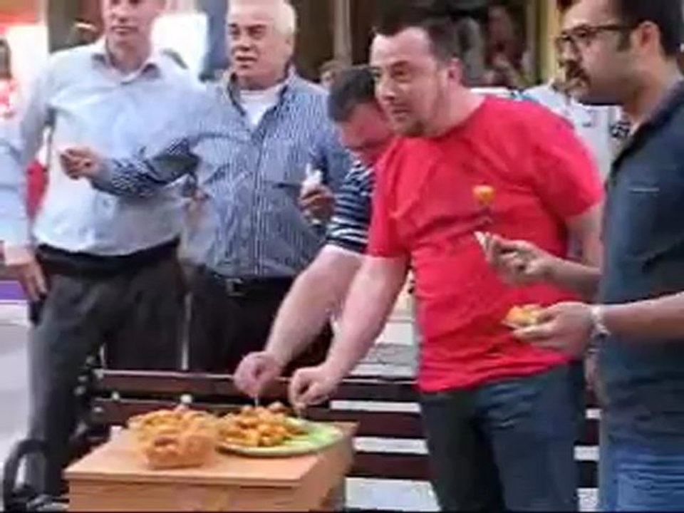 şampiyon GS Çanakkale esnafını coşturdu..haber17Tv..cahityilmaz