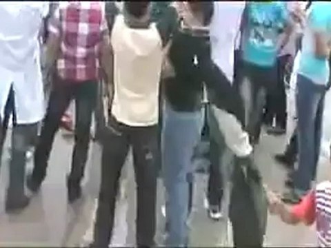 Syria فري برس حماة المحتلة مظاهرة طلابية أمام معهد المراقبين الفنيين 14 5 2102 Hama