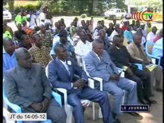 Remise de don à la communauté urbaine d’Abala