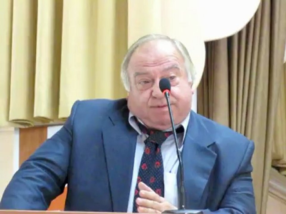 Mahmut esat efendinin torunu Mehmet Kadester