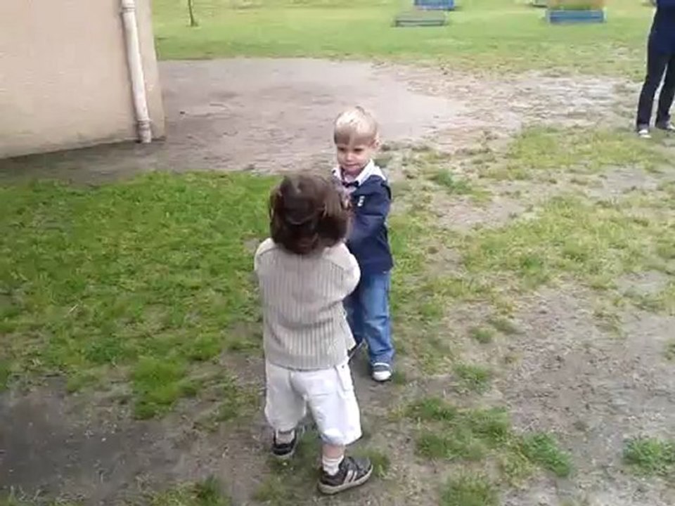 1ère récréation à la maternelle