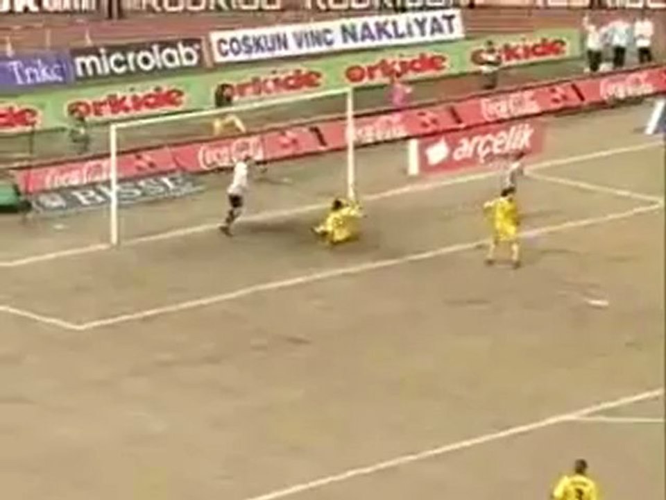 Lig tarihine geçen gol | Michael Petkovic