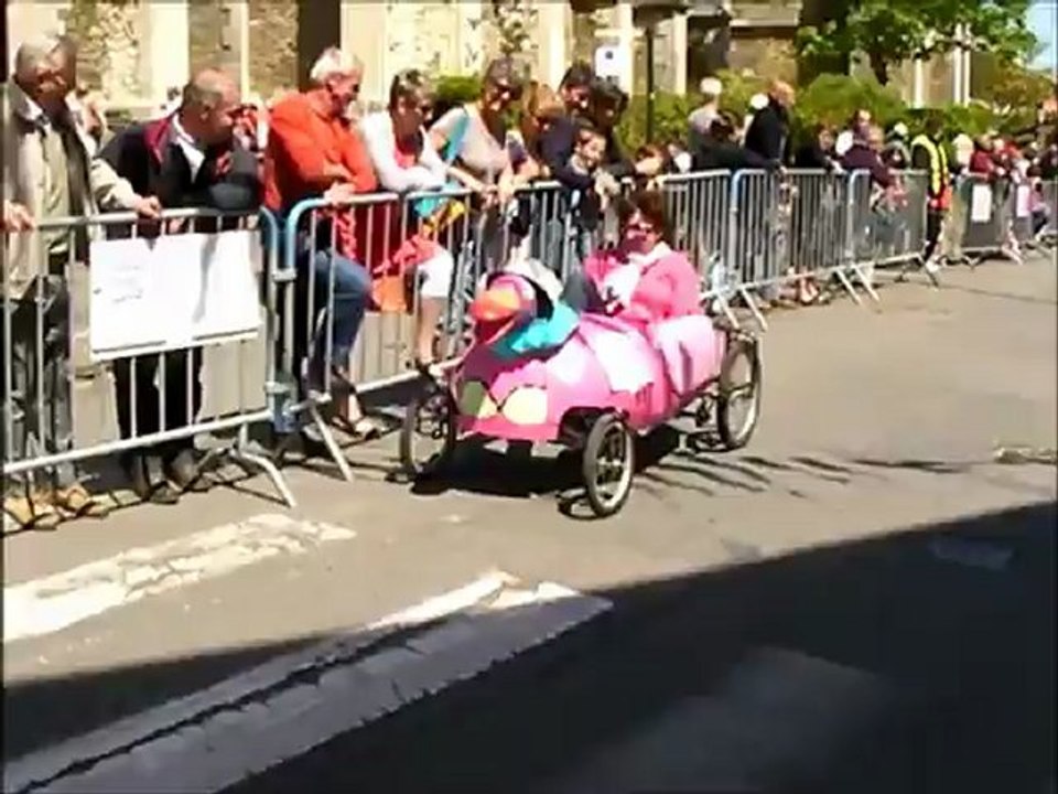 course de voiture a pédales