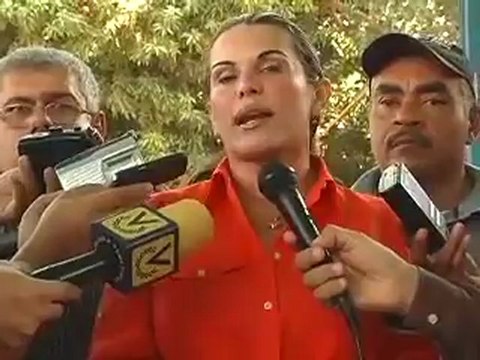 DECLARACIONES ALCALDESA DE MARACAIBO REALIZA MEGAJORNADA Y ENTREGA DE CIEN TANQUES EN SAN ISIDRO 2
