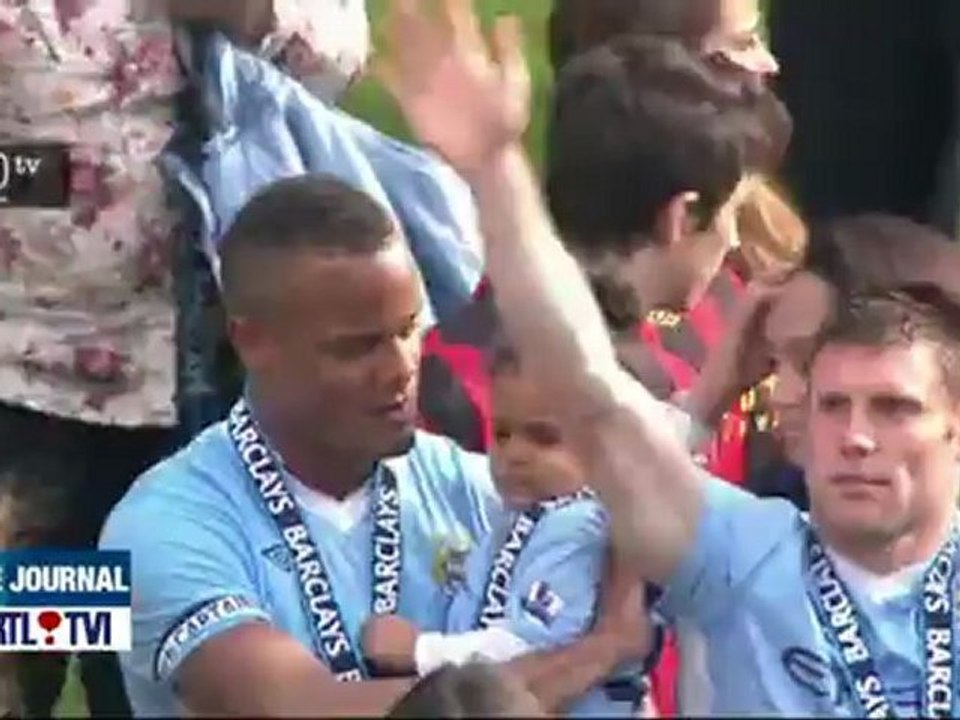 Manchester City est devenu champion d'Angleterre pour la première fois depuis 44 ans. - Sujet par sujet - RTL Vidéos