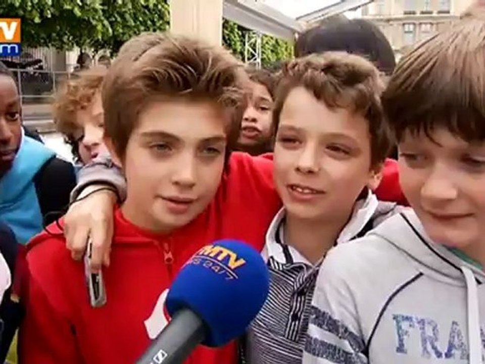 François Hollande sur les lieux symboliques de la République