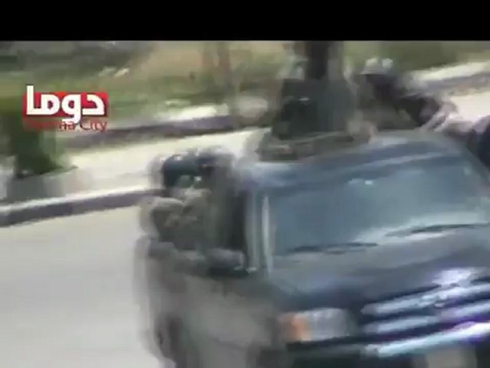 Syria فري برس ريف دمشق دوما  استمرار اقتحام المدينة  15 5 2012 Damascus