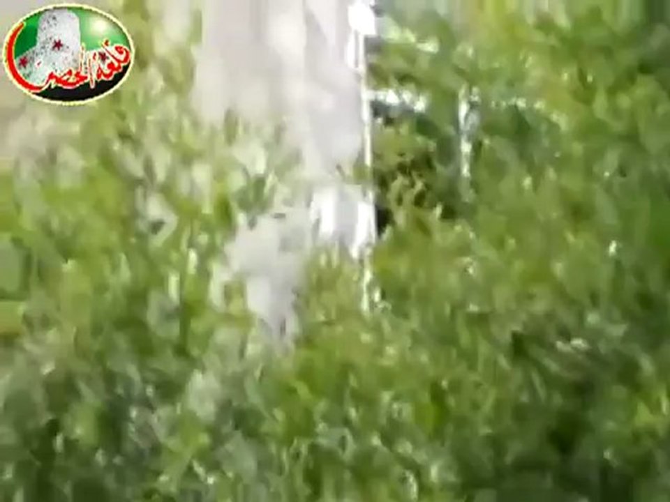 Syria فري برس  حمص قلعة الحصن أثار القصف الاسدي حارة التركمان15 5 2012 Homs