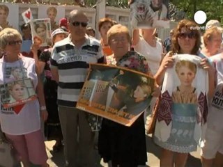 Ukraine comes under renewed pressure to make reforms