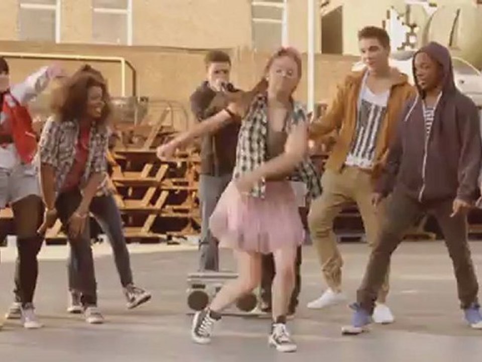 Chante et danse avec Max