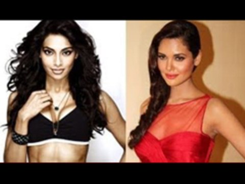 Raaz 3 - Starring Esha Gupta and Bipasha Basu !
