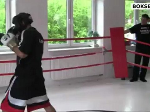 Mateusz Masternak - Giulian Ilie: Trzy rundy sparingu (7 maja 2012)