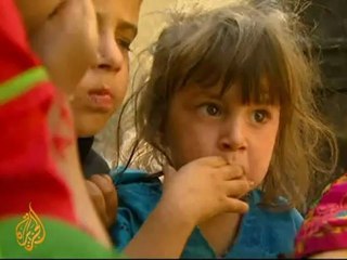 Pakistan's displaced struggle to find shelter - 20 May 09