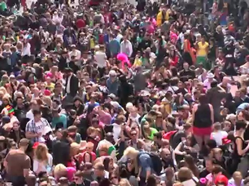 GayPrideFinal_7_1