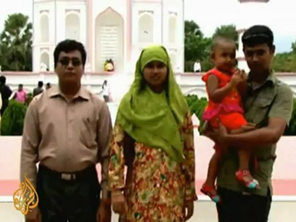 Bangladeshi builds Taj Mahal replica - 19 Oct 09