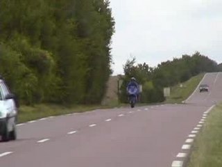 MOTO R1 CRASH