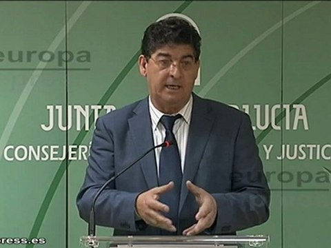 Valderas: Rajoy no puede rechazar plan de ajuste