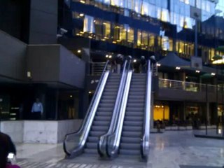 Διαμαρτυρία έξω από το mega