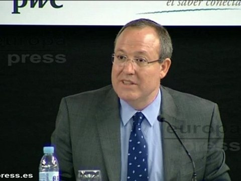 CEOE duda de los objetivos de consolidación fiscal