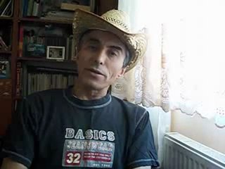 ARIYORUM -GÜZEL TÜRKÇEM  TDKodulluşiir Ses:Ferhat Demirbaş