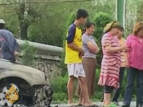 Uzbeks flee Kyrgyzstan violence