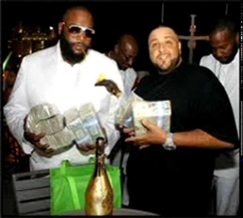 100 Million Dollars REMIX Feat DJ-Khaled,Young Jeezy,Rick Ross & Lil Wayne By Vigaroyo