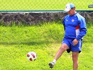 Medio Tiempo: Meza Fuera de Cruz Azul.mov