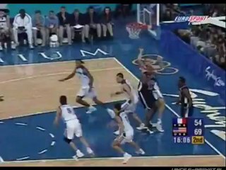 Vince Carter Dunk sur Weis Eurosport