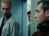 Airport Cops - Extrait Airport Cops (Anglais)