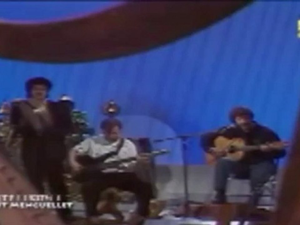 Lounis Ait Menguellet - Ur I Tadja (Vidéo Live)