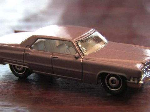 CGR Garage - 1969 CADILLAC SEDAN DEVILLE Matchbox Car review