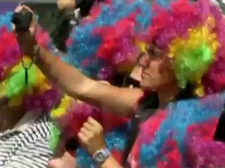 Donna Summer dies at 63; Adele honored again