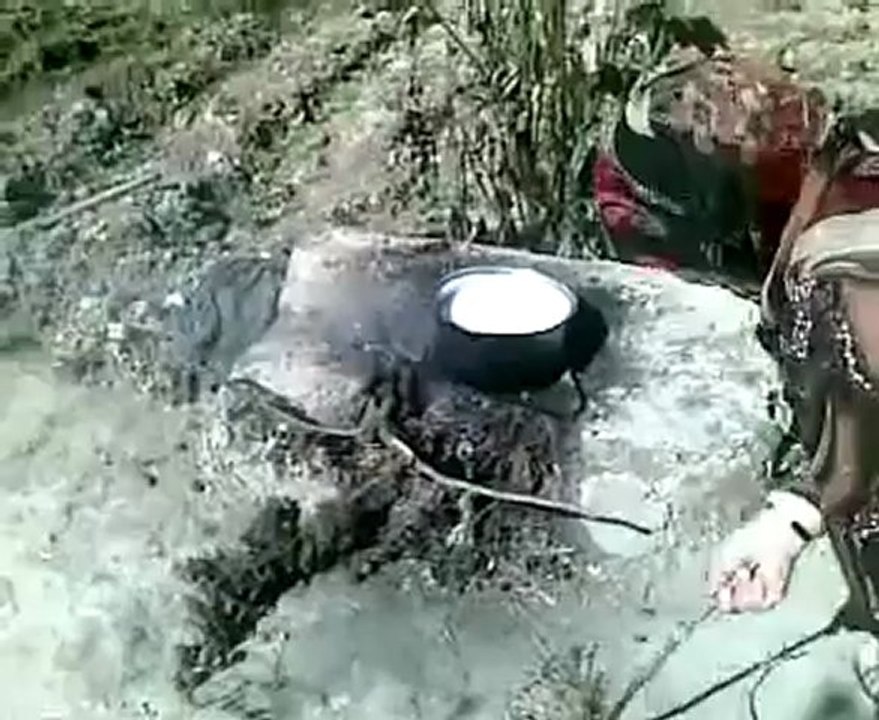 Syria فري برس حماه المحتلة  قسطون  أثار الازمة الانسانية 17 5 2012 Hama