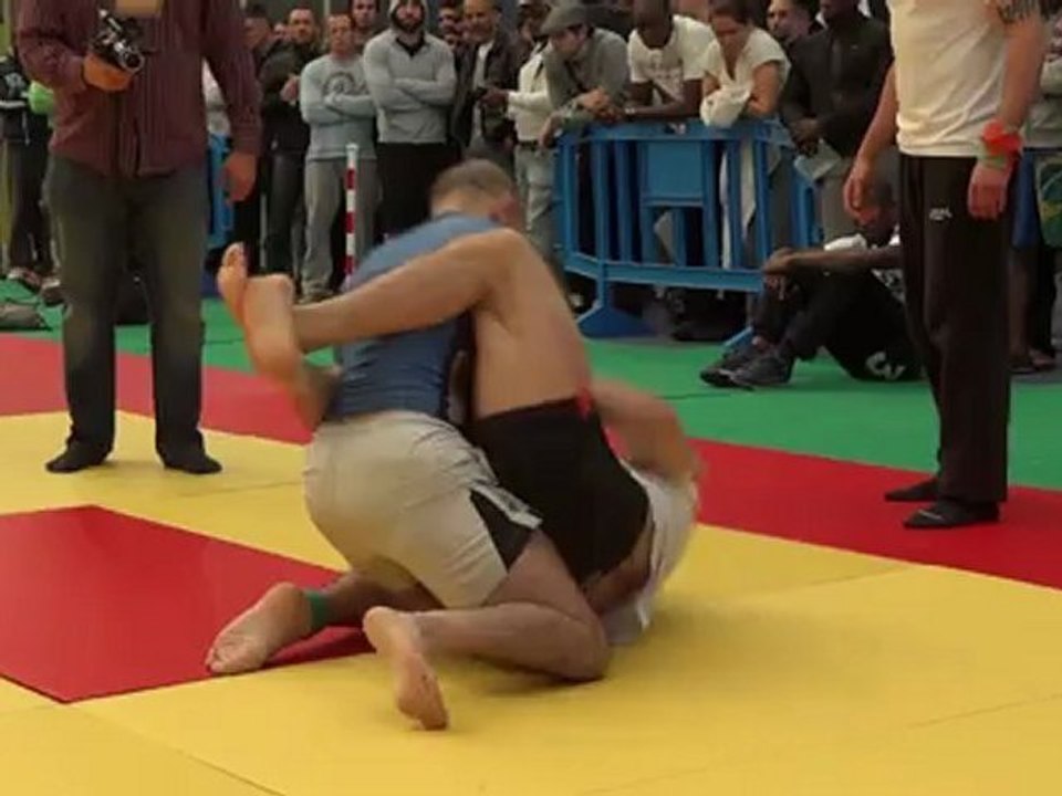 Speedy grappling
