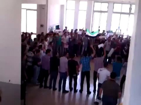 Syria فري برس حلب مظاهرة كلية الهندسة المدنية ليبك يا الله 17 5 2012 ج1 Aleppo
